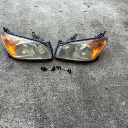 Toyota Rav -4 Headlight Assembly