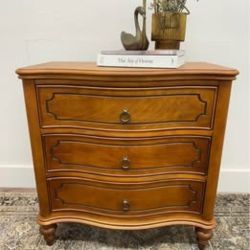 Alois 3 Drawer Nightstand End Table Wood Acorn Finish Built In Outlet Karat Home NEW!
