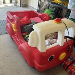 kids fire truck bed