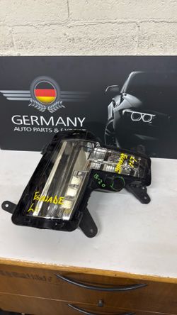 Cadillac escalade lh foglamp oem