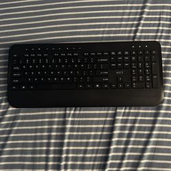 NXT Tech Keyboard and Mouse