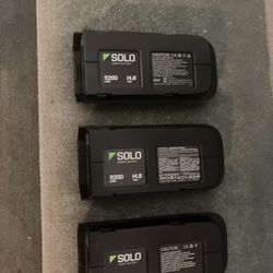 ( LOT OF 3) ORIGINAL OEM SOLA SMART BATTERY 5200 MAH FOR SOLO DRONE