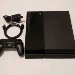 PlayStation 4 - PS4