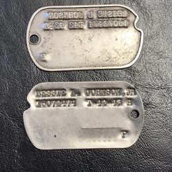 VINTAGE WWII ARMY DOG TAGS…
