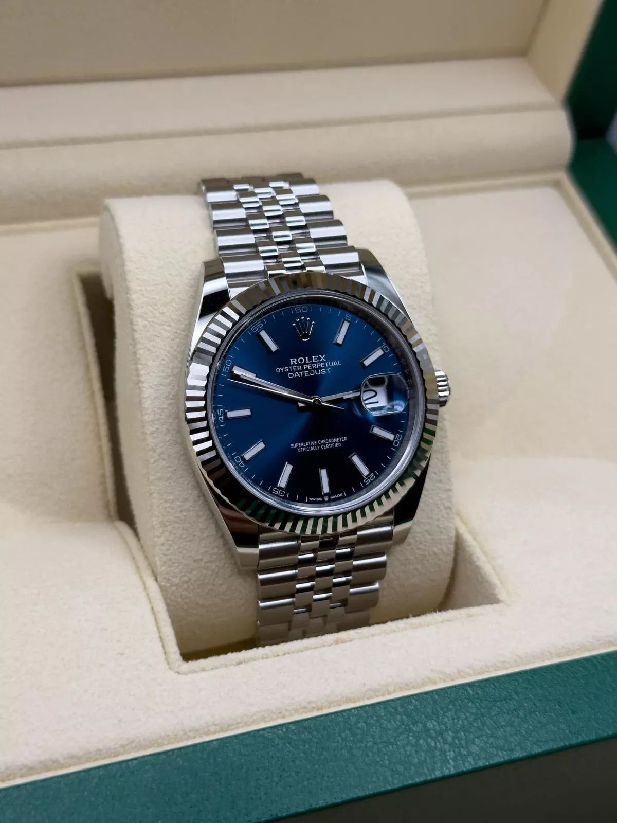 Rolex Datejust 41mm 126334 Blue Fluted Jubiliee NEW 2024 COMPLETE FULL SET