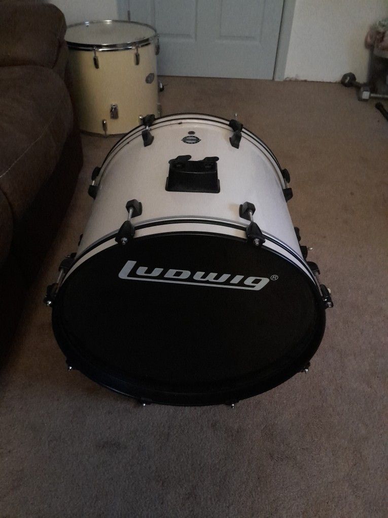 Ludwin Accent Bass Drum