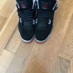 Jordan 4 Breds 
