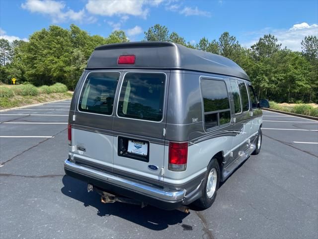 2002 Ford E-150