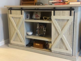 TV Stand Excellent Condition