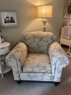 (2) Matching Chairs