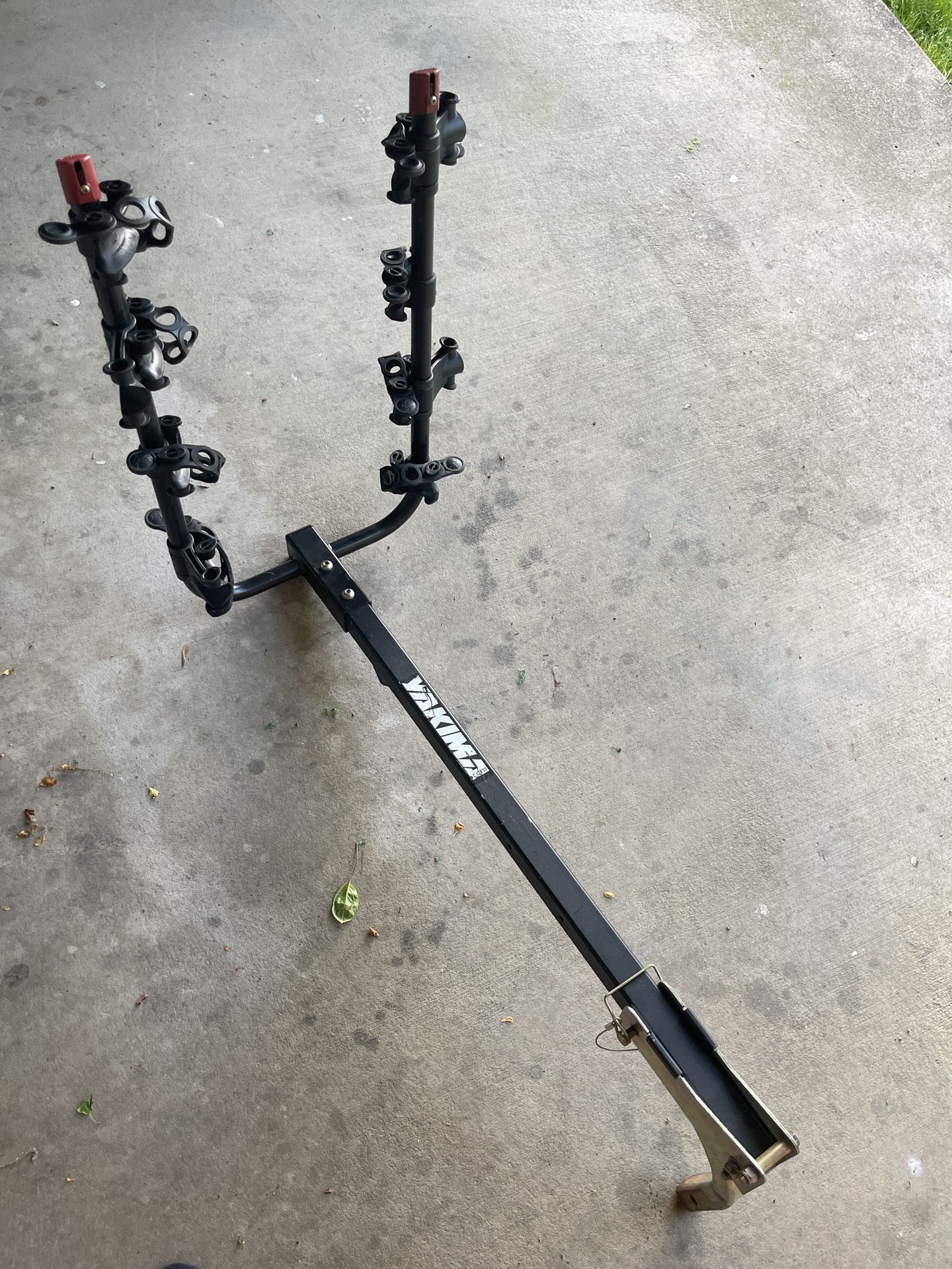 YAKIMA FOUR BIKE HITCH RACK