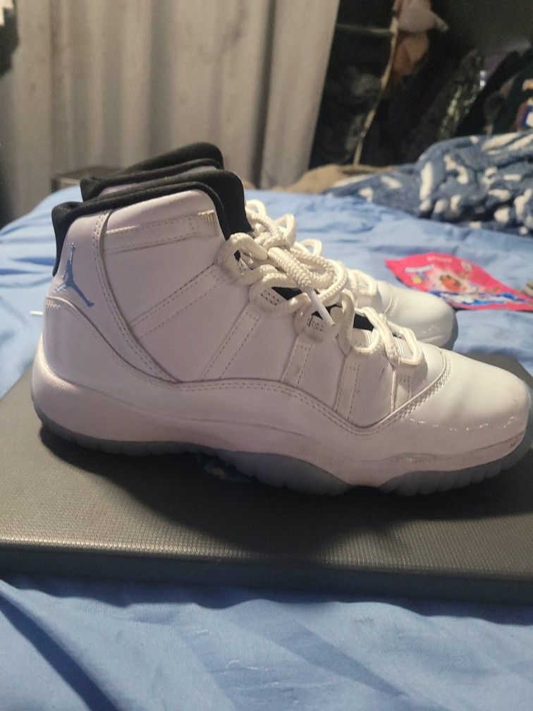 Jordan 11 High Legend Blue Boyz Size 7y
