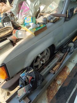 Mitsubishi Mighty Max Truck 