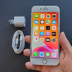 iPhone 8 - UNLOCKED - Like New  