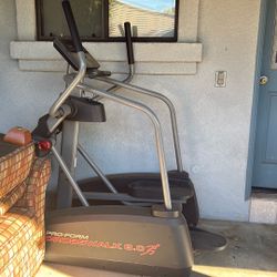 Ifit Elliptical - Great Condition 