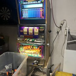 Nickel Slot Machine