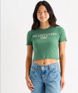 Cute Green No Leftovers Cropped Tee