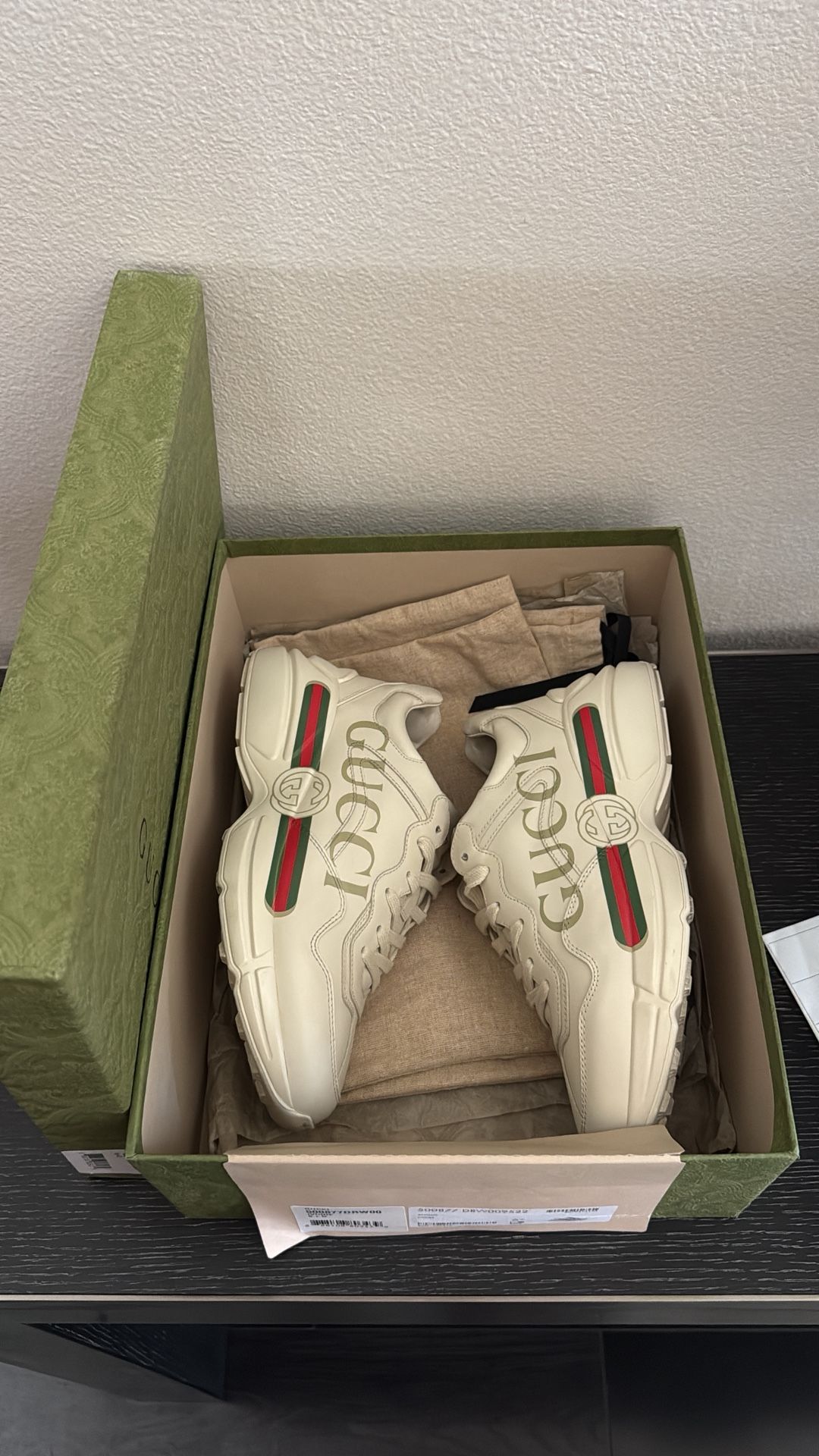 Gucci’s Men Size 7