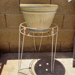 Large Ceramic Planter Pot - $15