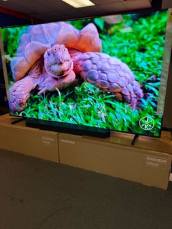 Hisense 100in QD6 144hz with 4K!!!