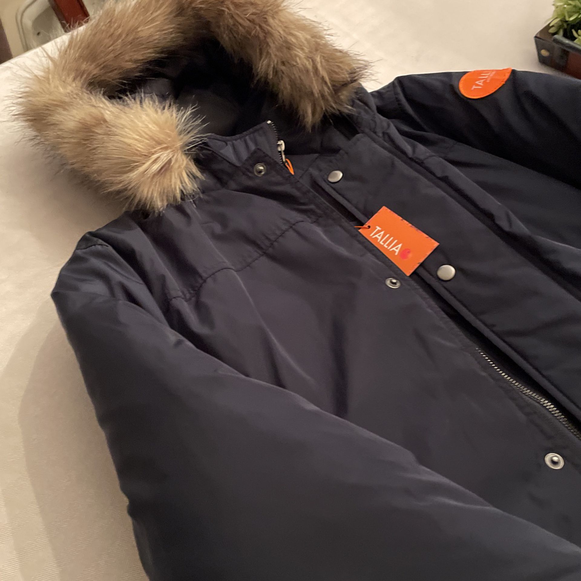 Kids/teen Winter Coat for Sale in Chicago, IL - OfferUp