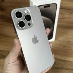 iPhone 15 Pro Max Unlocked / Liberado 👌 (Different Colors Available)