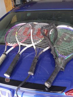 4 TENNIS WILSON RACKETS