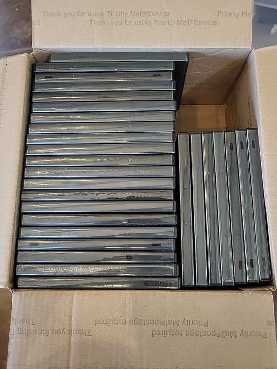 Empty DVD Cases Lot Of 28