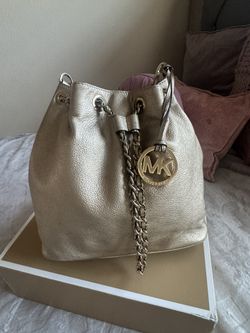 Gold Michael Kors 