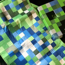 🎃🟩 Kids Minecraft Creeper Costume – Size 4/6 🟩🎃