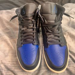 Air Jordan I Mid Hyper Royal