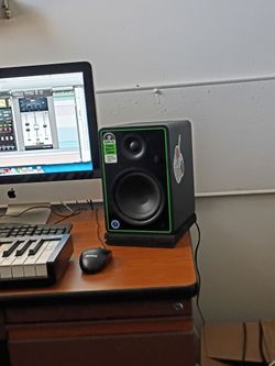 Mackie CR5X Pair Speakers