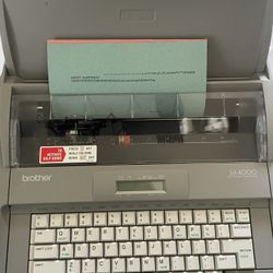 Electronic typewriter 