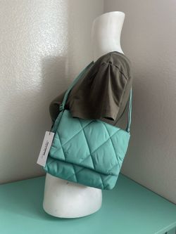 Vera Bradley Baird Hipster Crossbody teal Bag-brand new/never used-with a tag