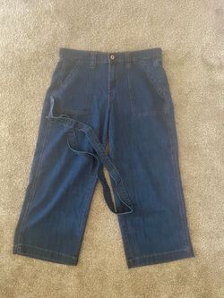 Women's size 4 Denim Capri Pants