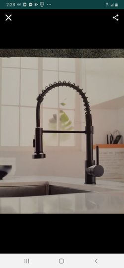 FLG, MATTE BLACK FINISH KITCHEN FAUCET