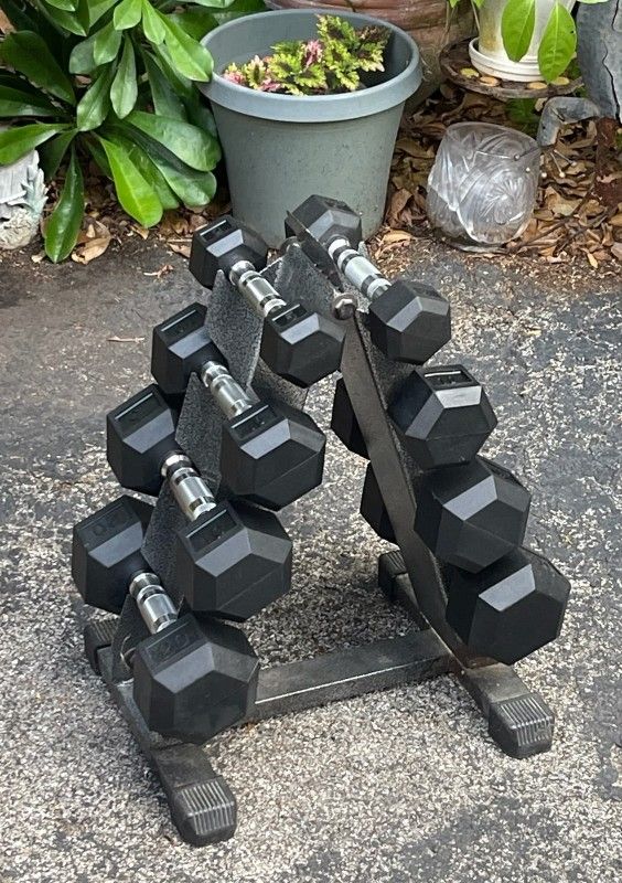 RUBBER DUMBBELLS : (PAIRS OF) : 5s 10s 15s 20s & PYRAMID RACK