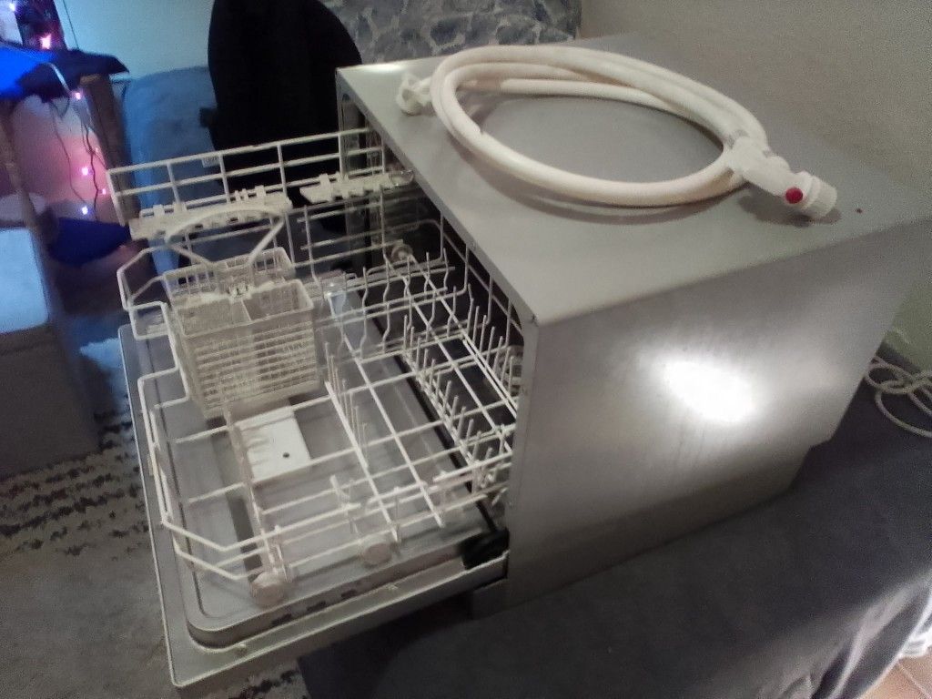 SPT Portable DISHWASHER 