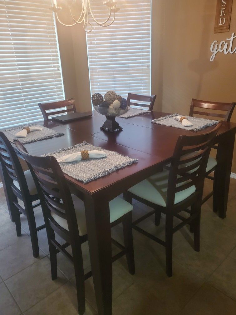7pc Dark Wood Dining Set for Sale in Killeen, TX OfferUp