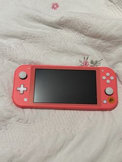 Nintendo Switch Lite - Animal Crossing Edition, Isabelle