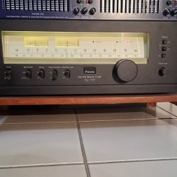 Sansui AM/FM STEREO TURNER TU 717