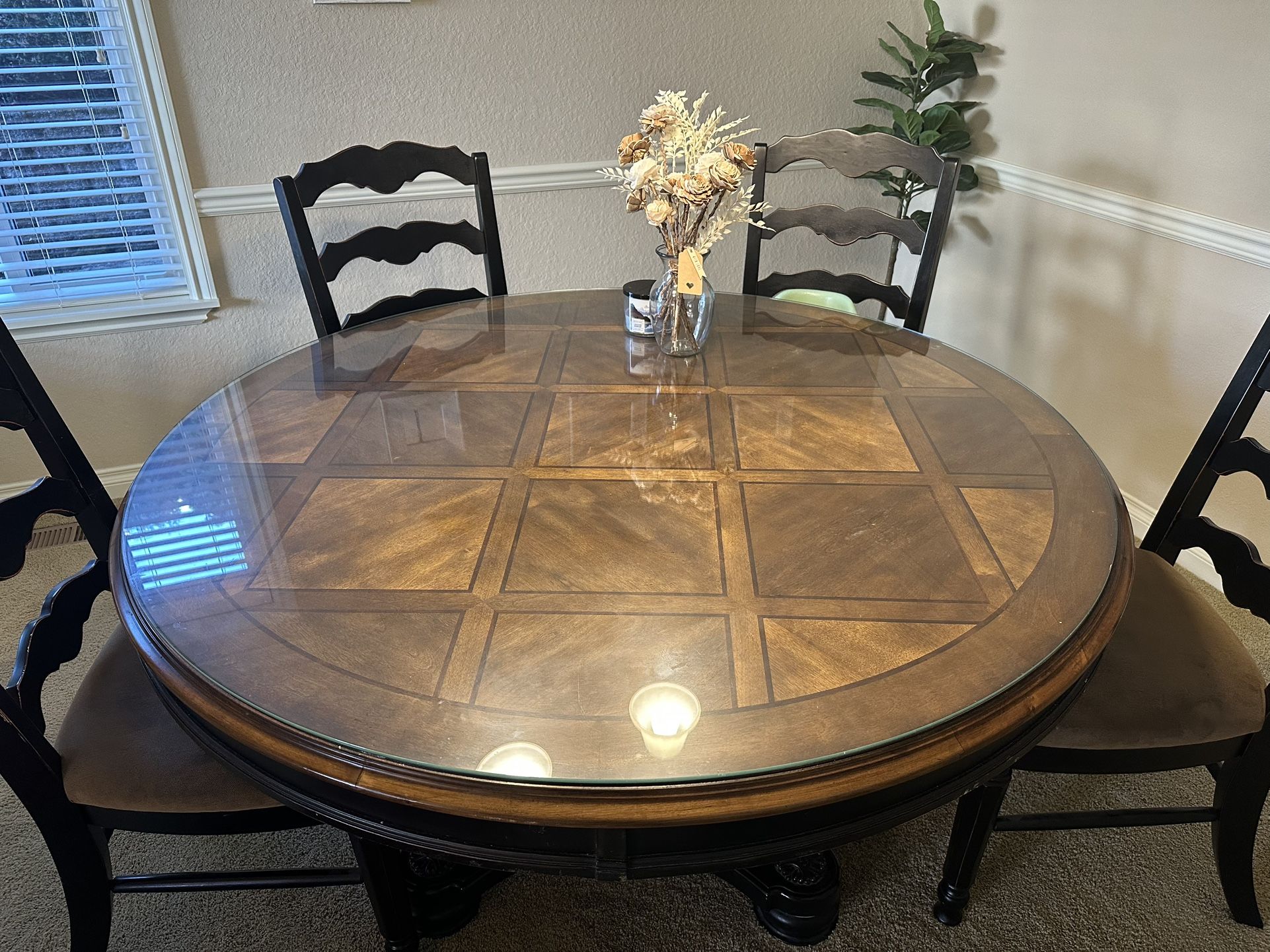 Round Dining Table