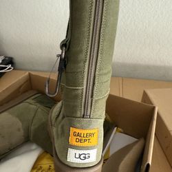 UGG CANVAS GALLERY DEPT NEW 9W