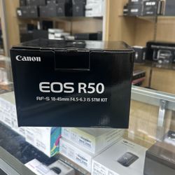 Canon r50 Camera With Kit Lens New