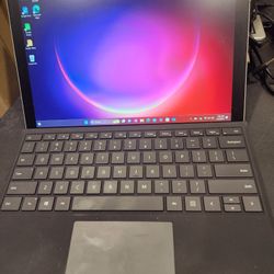 Windows Surface Pro 7 Tablet Computer 