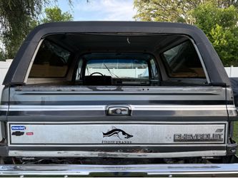 K5 Blazer Tailgate