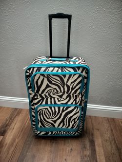 Suitcase luggage with wheels