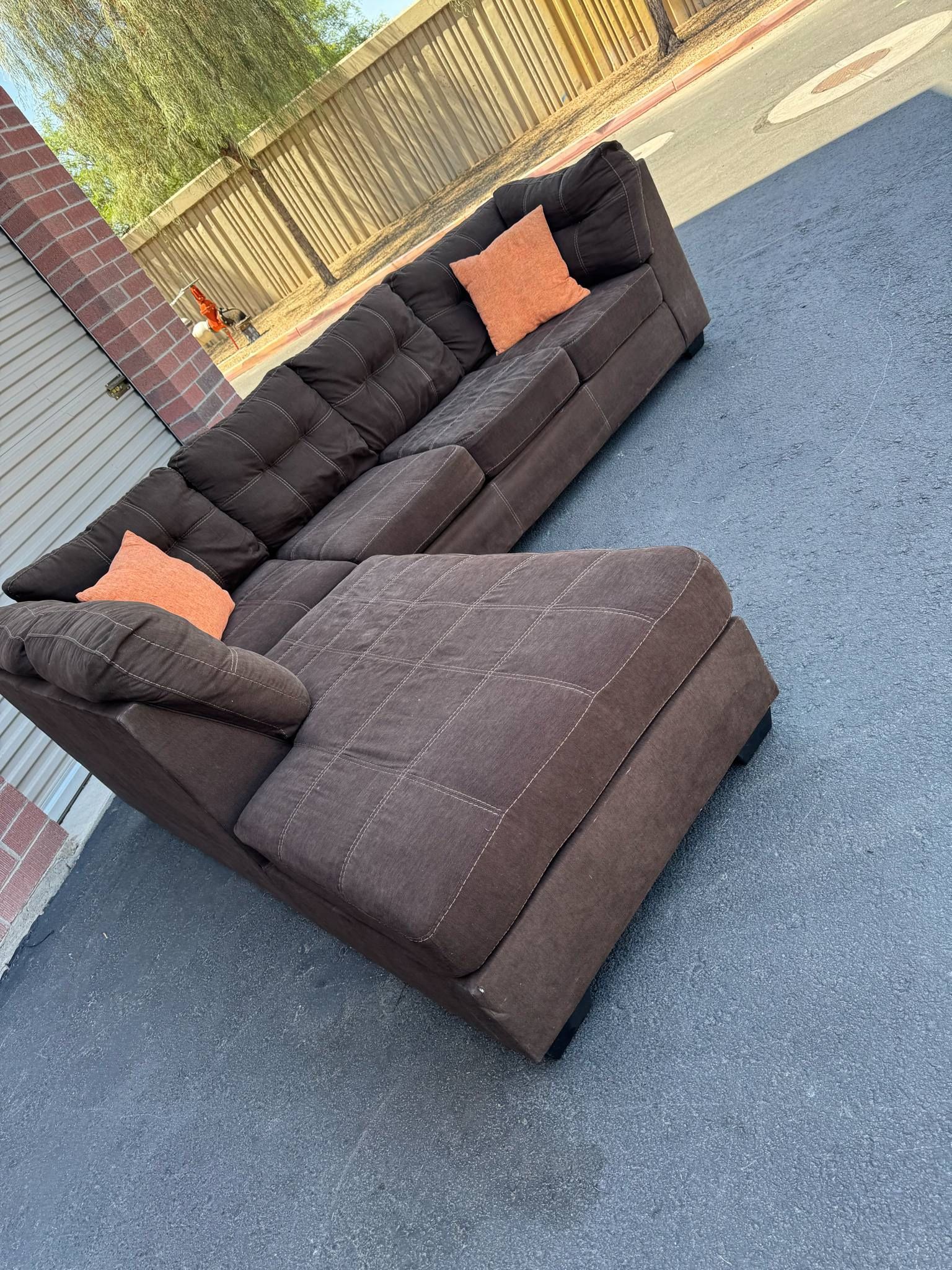 Really Nice Brown Sectional Couch