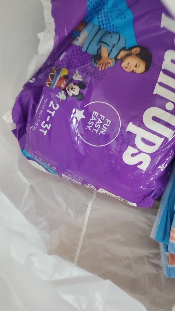 Diapers/Huggies
