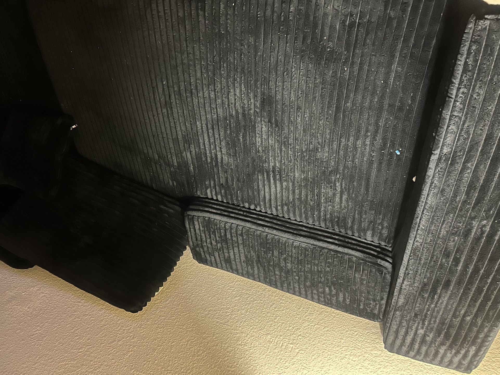 🖤 BLACK SECTIONAL TIKTOK COUCH – MUST GO DEC 1st 🖤 — PICKUP ONLY (San Leandro)